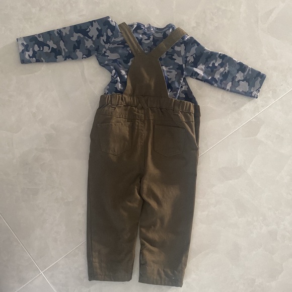 Tommy Bahama brand new two piece infant overall set - Picture 2 of 5